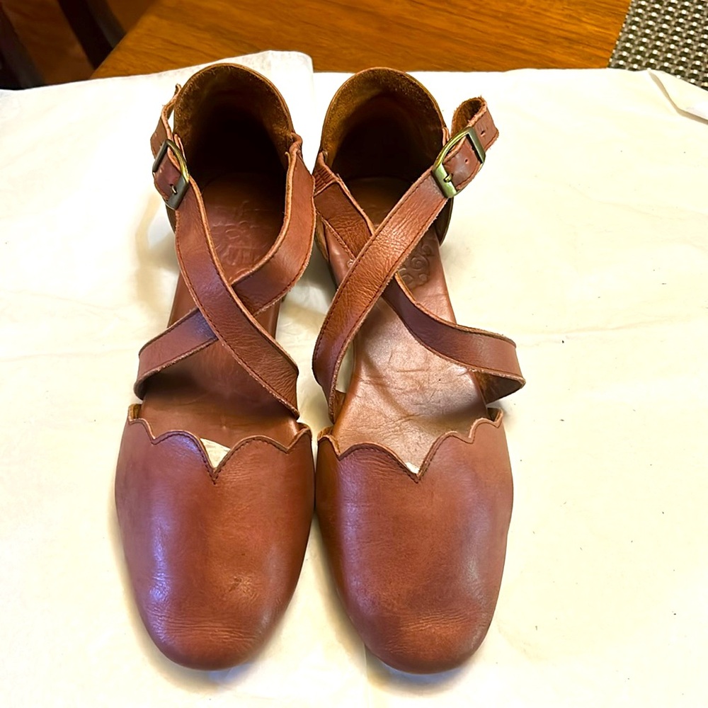 Mangrove Leather Flats - camel